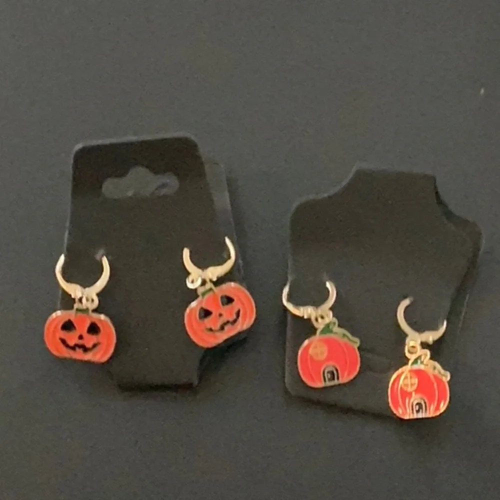 Handmade Halloween earrings. - Picture 1 of 4